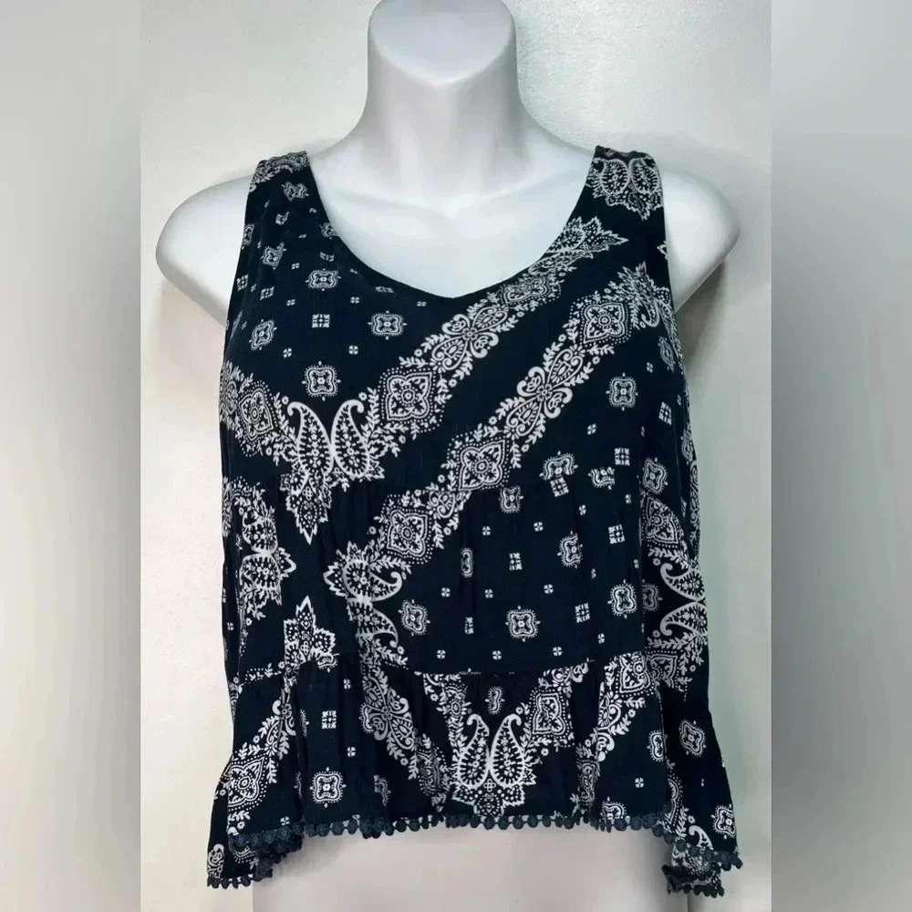 EN CREME size S Blue White BANDANNA Print Women BOHO Flowy Tank Top - Picture 2 of 4